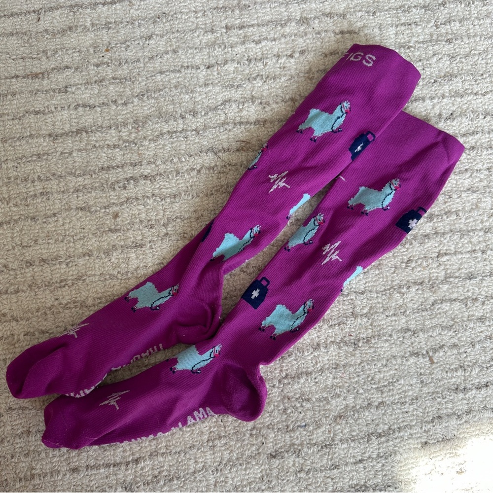 Figs compression socks - trauma llama